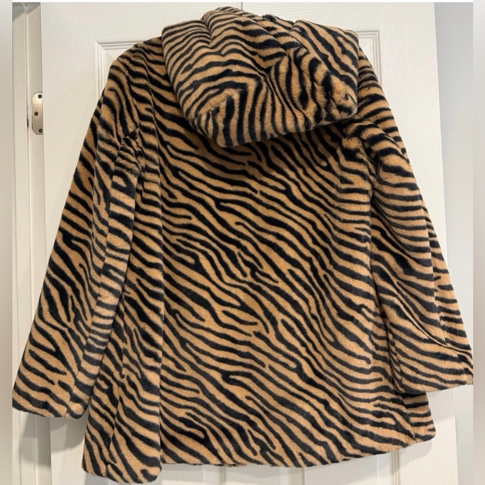 NVLT Women's Black and Tan Zebra Teddy Jacket - Picture 2 of 4